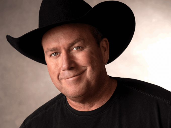 Rodney Carrington at Robinson Center